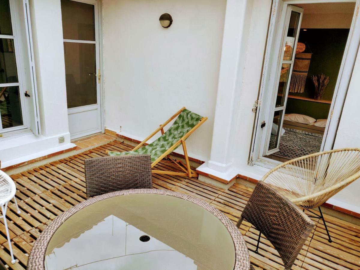 Appartement L'Oliveraie - La Cite Plein Les Yeux Carcassonne Exterior photo